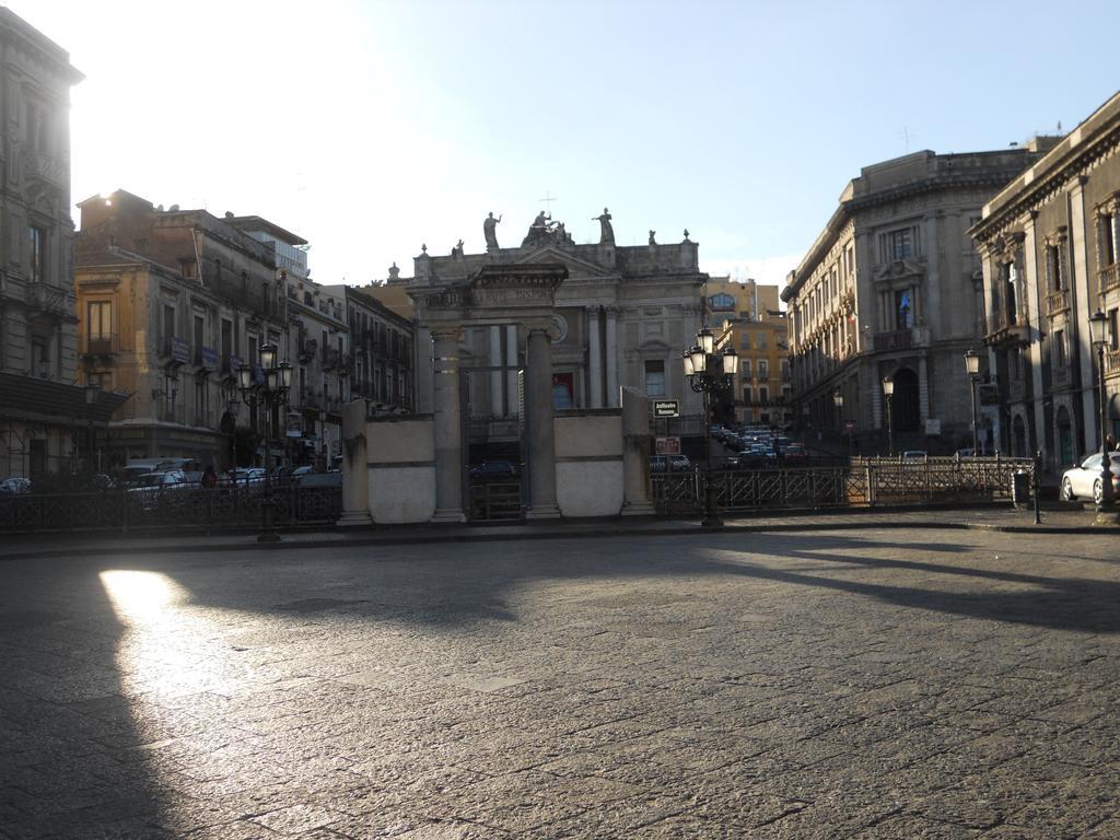 Catania Crossing B&B - Rooms & Comforts エクステリア 写真