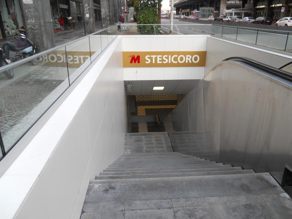 Catania Crossing B&B - Rooms & Comforts エクステリア 写真