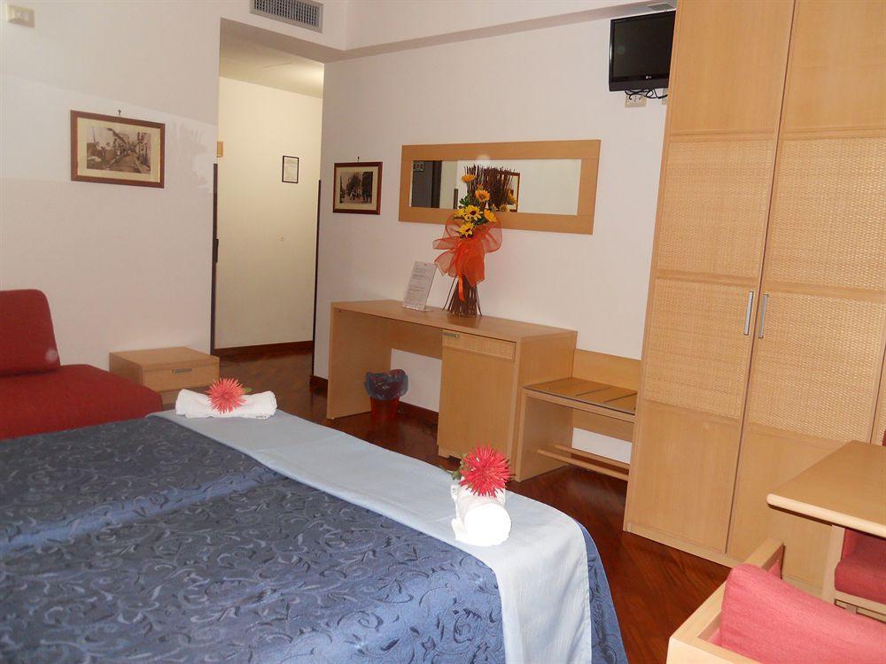 Catania Crossing B&B - Rooms & Comforts エクステリア 写真