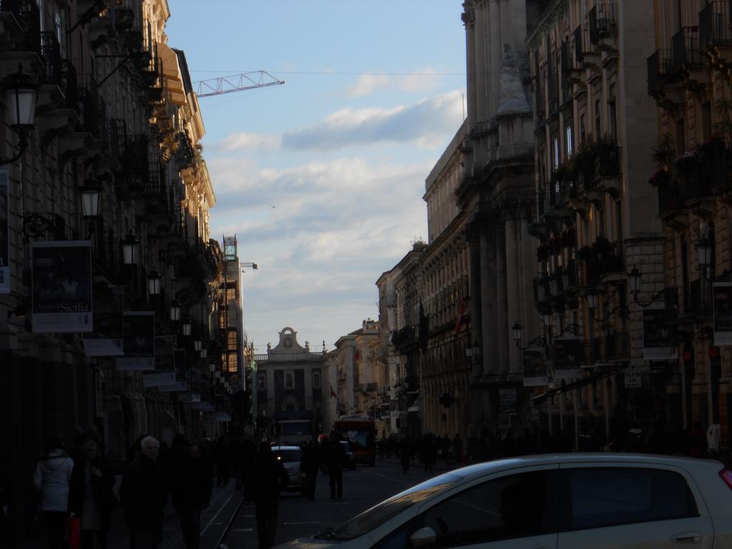 Catania Crossing B&B - Rooms & Comforts エクステリア 写真