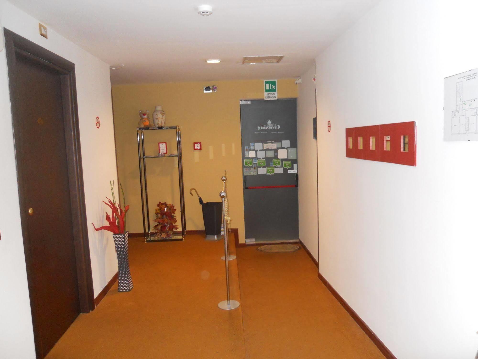 Catania Crossing B&B - Rooms & Comforts エクステリア 写真